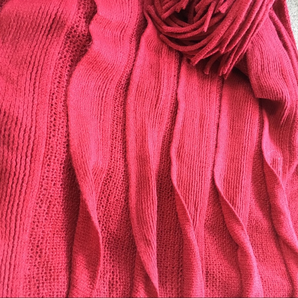 Nwt Soft Shawl/Wrap With Unique Pleats & Fringe - image 4